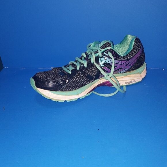 Asics GT-2000 3 size 10 - Picture 4 of 8